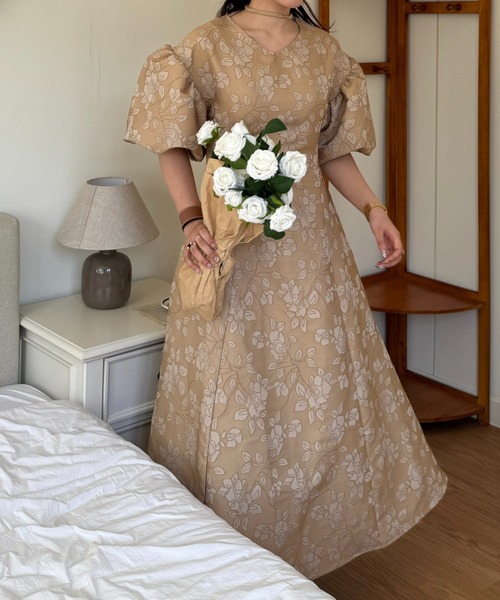 efill（エフィル）の「ボリューム袖 の ジャガード ワンピース（ワンピース・レディース・ベージュ/ホワイト/ブラウン・S/M）」の14枚目の写真