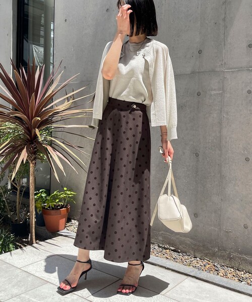 MICO COULIER（ミコクリエ）の「《セット商品》ラメノースリーブ+カーディガン（ニット/セーター・レディース・ライトパープル/シルバー/ネイビー/モカ・38）」の7枚目の写真