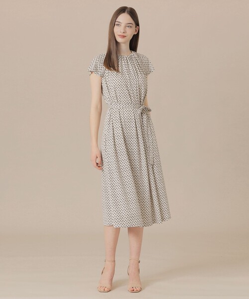 MACKINTOSH LONDON(マッキントッシュ ロンドン)の「【WEB・一部店舗限定】レードルプリントワンピース(ワンピース・レディース・オフホワイト/ライトブルー・38)」の3枚目の写真