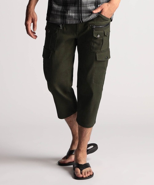 NICOLE CLUB FOR MEN（ニコルクラブフォーメン）の「【２５モデルEC限定再販売】ガムストレッチ　クロップドカーゴパンツ（その他パンツ・メンズ・ブラック系/チャコール/カーキ系/ネイビー・SMALL/MEDIUM/X-LARGE/LARGE）」の3枚目の写真