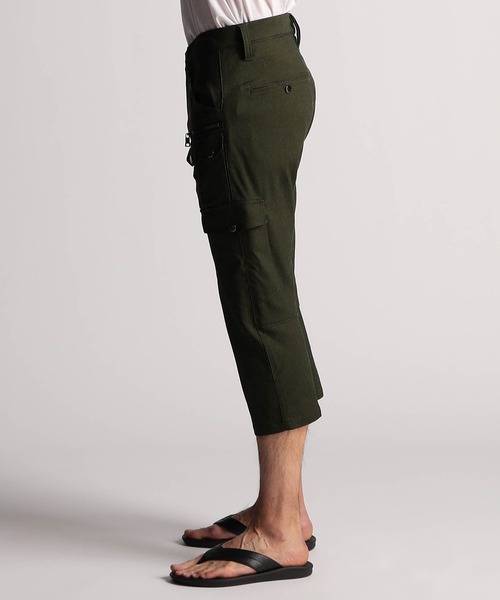 NICOLE CLUB FOR MEN（ニコルクラブフォーメン）の「【２５モデルEC限定再販売】ガムストレッチ　クロップドカーゴパンツ（その他パンツ・メンズ・ブラック系/チャコール/カーキ系/ネイビー・SMALL/MEDIUM/X-LARGE/LARGE）」の11枚目の写真