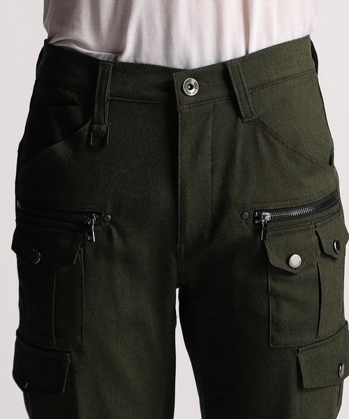 NICOLE CLUB FOR MEN（ニコルクラブフォーメン）の「【２５モデルEC限定再販売】ガムストレッチ　クロップドカーゴパンツ（その他パンツ・メンズ・ブラック系/チャコール/カーキ系/ネイビー・SMALL/MEDIUM/X-LARGE/LARGE）」の12枚目の写真