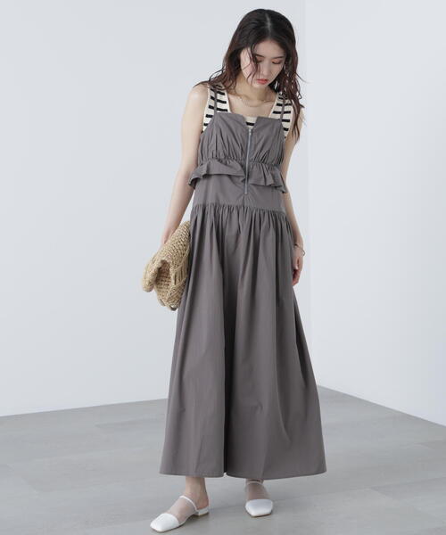 FREE'S MART（フリーズマート）の「◆ペプラムキャミティアードワンピース（ワンピース・レディース・グレー/ホワイト/ベージュ/ブルー・SMALL/MEDIUM）」の7枚目の写真