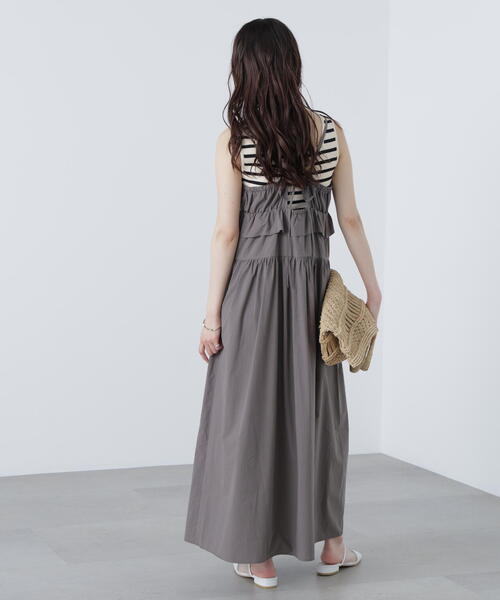 FREE'S MART（フリーズマート）の「◆ペプラムキャミティアードワンピース（ワンピース・レディース・グレー/ホワイト/ベージュ/ブルー・SMALL/MEDIUM）」の10枚目の写真