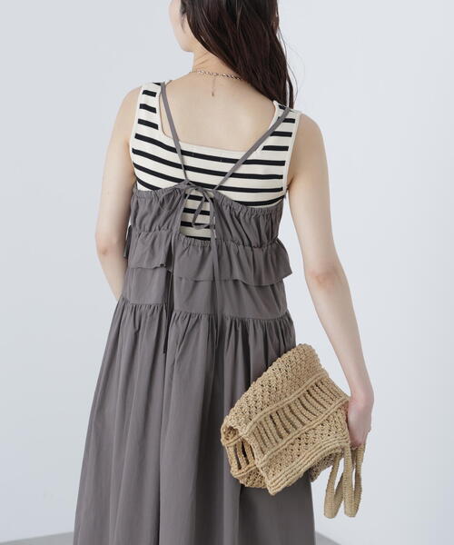 FREE'S MART（フリーズマート）の「◆ペプラムキャミティアードワンピース（ワンピース・レディース・グレー/ホワイト/ベージュ/ブルー・SMALL/MEDIUM）」の15枚目の写真