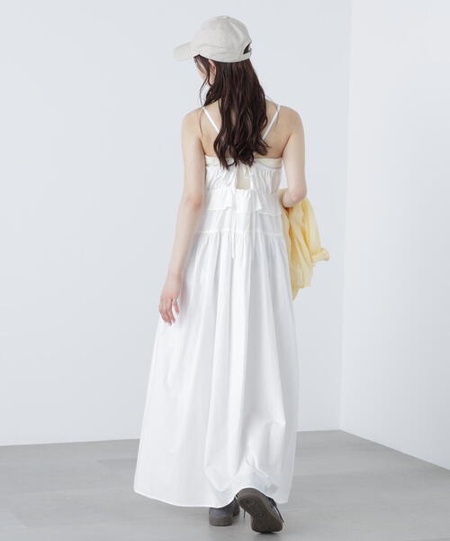 FREE'S MART（フリーズマート）の「◆ペプラムキャミティアードワンピース（ワンピース・レディース・グレー/ホワイト/ベージュ/ブルー・SMALL/MEDIUM）」の20枚目の写真