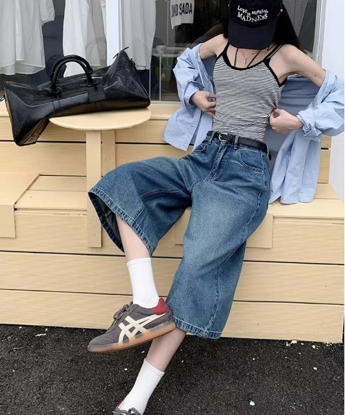 REBALANCE(リバランス)の「レディースハーフデニムパンツ(デニムパンツ・レディース・A/B・MEDIUM/LARGE/X-LARGE)」の4枚目の写真