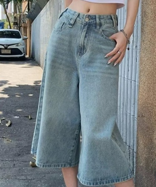 REBALANCE(リバランス)の「レディースハーフデニムパンツ(デニムパンツ・レディース・A/B・MEDIUM/LARGE/X-LARGE)」の6枚目の写真
