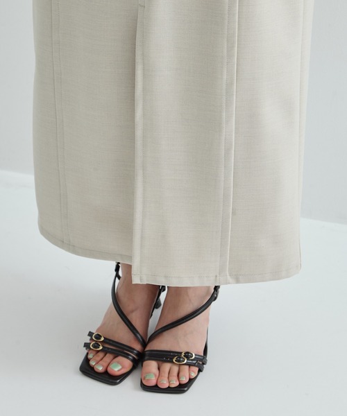 STUDIOUS（ステュディオス）の「【STUDIOUS/ステュディオス】Leather Belted Straight SK/レザーベルテッドストレッチスカート（スカート・レディース・ブラック/ライトベージュ・1/2）」の15枚目の写真