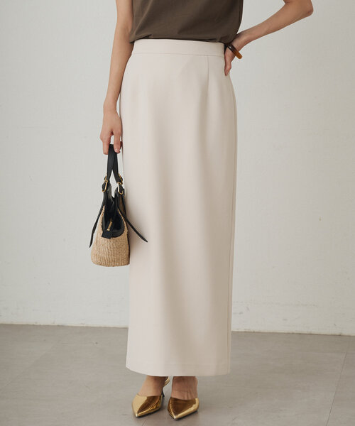【新品・タグ付き】LOUNGEDRESS ペンシルカットスカート ベージュ 新品・タグ付き】LOUNGEDRESS ペンシルカットスカート ベージュ