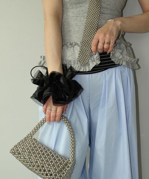 MAISON CHUCLLA（メゾンチュクラ）の「【MAISON CHUCLLA】チュールコンビ レザーライクシュシュ chaj25s01（シュシュ・レディース・ブラック・FREE）」の16枚目の写真