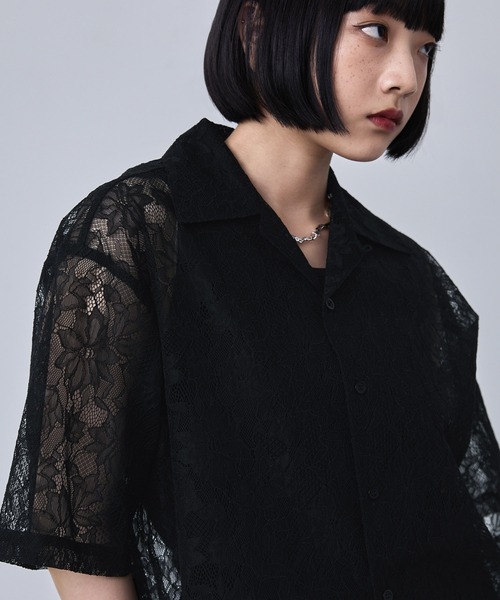 ELUNIS(エルニス)の「フラワーレースシアーシャツ(半袖)(シャツ/ブラウス・レディース・ホワイト/ブラック・FREE)」の19枚目の写真