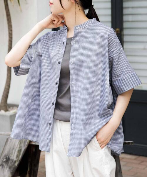 FORK&SPOON（フォークアンドスプーン）の「FORK&SPOON　ワイド5分袖シャツ（シャツ/ブラウス・レディース・ブルー系その他/ブラック系その他・1）」の2枚目の写真