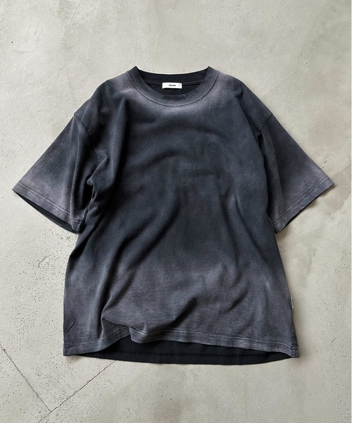 Perushu(ペルーシュ)の「フェードスプレー加工 ロゴ刺繍Tシャツ(Tシャツ/カットソー・メンズ・ブラウン/オフホワイト/オリーブ/ブラック・MEDIUM/LARGE)」の7枚目の写真