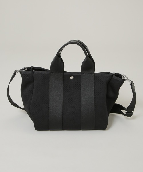 NANO universe（ナノユニバース）の「パンチングショルダートートバッグ（トートバッグ・レディース・グレー/ブラック・FREE）」の6枚目の写真