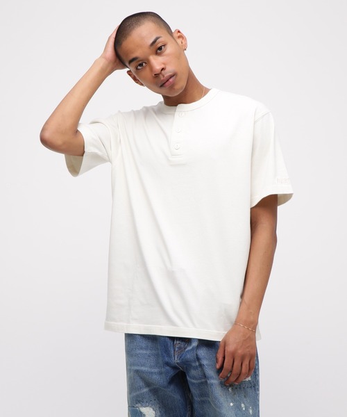 AVIREX（アヴィレックス）の「《SOUVENIR COLLECTION》WASHED T-SHIRT "FAR EAST TOUR" / ウォッシュド 長袖Tシャツ "ファーイーストツアー" / AVIREX / アヴィレックス（Tシャツ/カットソー・メンズ・オフホワイト/ネイビー・XX-LARGE/X-LARGE/LARGE/MEDIUM）」の21枚目の写真