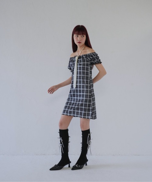 Uenui(ウニュイ)の「【 cunii 】 クラシカルチェックパフスリーブミニワンピース(ワンピース・レディース・ブラック・FREE)」の7枚目の写真