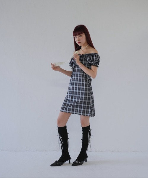 Uenui(ウニュイ)の「【 cunii 】 クラシカルチェックパフスリーブミニワンピース(ワンピース・レディース・ブラック・FREE)」の8枚目の写真