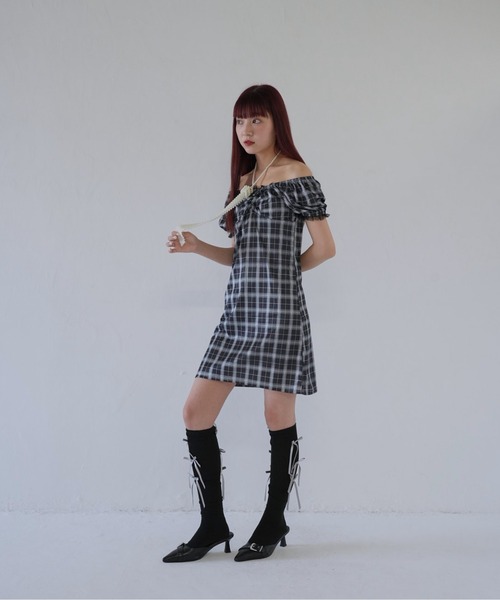 Uenui(ウニュイ)の「【 cunii 】 クラシカルチェックパフスリーブミニワンピース(ワンピース・レディース・ブラック・FREE)」の10枚目の写真