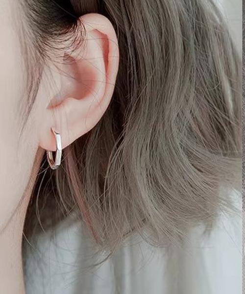WARAIJOGO(ワライジョウゴ)の「【WARAIJOGO】EK251/デザインフープピアス/両耳用(NEZ)(ピアス(両耳用)・メンズ・ゴールド/シルバー・FREE)」の3枚目の写真