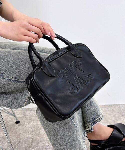 未使用 黒 ボストンバッグ Bのロゴ florist ボストンバッグ レザータッチエンボスロゴボストン