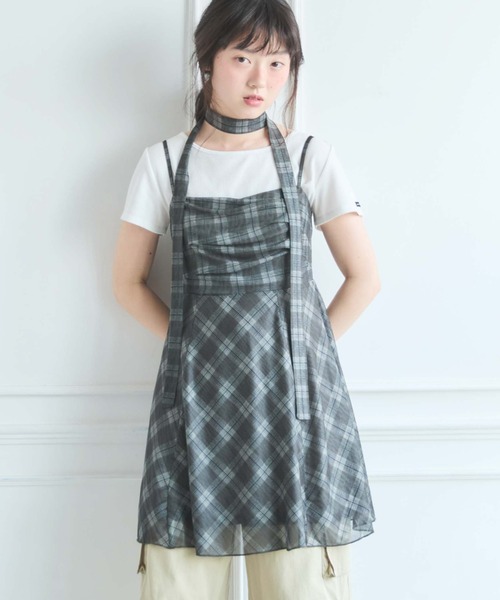 archives(アルシーヴ)の「【大人気!】どんな骨格でも似合う♪/トレンドの韓国っぽスタイリングが完成/チュニックで着回し力抜群/’チュールチェックミニキャミワンピース’(ワンピース・レディース・チャコールグレー/ブラウン/モカ・MEDIUM)」の3枚目の写真