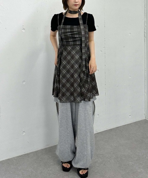 archives(アルシーヴ)の「【大人気!】どんな骨格でも似合う♪/トレンドの韓国っぽスタイリングが完成/チュニックで着回し力抜群/’チュールチェックミニキャミワンピース’(ワンピース・レディース・チャコールグレー/ブラウン/モカ・MEDIUM)」の21枚目の写真