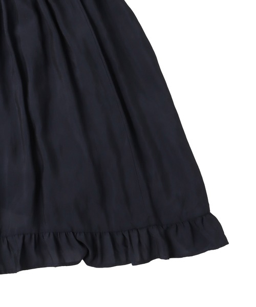DRESSLAVE(ドレスレイブ)の「shirring tiered gom long skirt(シャーリングティアードロングスカート)(スカート・レディース・ネイビー/ベージュ/レッド・38)」の16枚目の写真