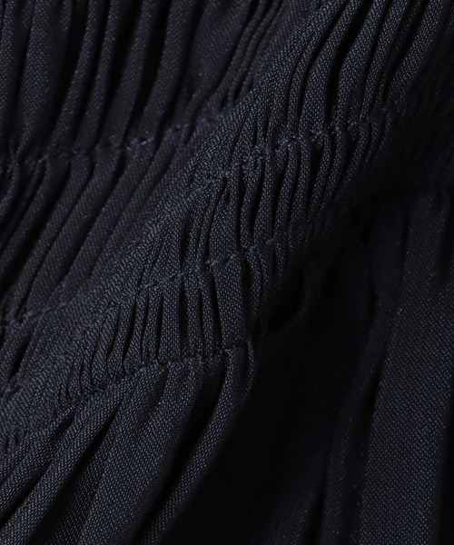 DRESSLAVE(ドレスレイブ)の「shirring tiered gom long skirt(シャーリングティアードロングスカート)(スカート・レディース・ネイビー/ベージュ/レッド・38)」の18枚目の写真