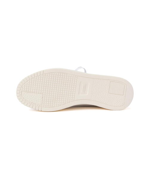 NATURAL BEAUTY BASIC（ナチュラルビューティーベーシック）の「◇PUMA キャリーナストリートWR シューズ（スニーカー・レディース・ホワイト・24.0cm/23.5cm）」の6枚目の写真