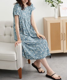BELLUNA PLUS（ベルーナ）の「レーヨン素材タックデザインワンピース（ワンピース）」