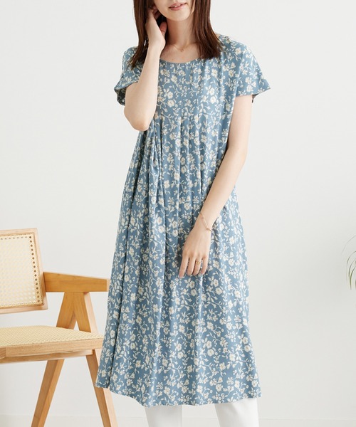 BELLUNA PLUS（ベルーナ）の「レーヨン素材タックデザインワンピース（ワンピース・レディース・ブルー系その他/ネイビー系・X-LARGE/LARGE/MEDIUM）」の5枚目の写真