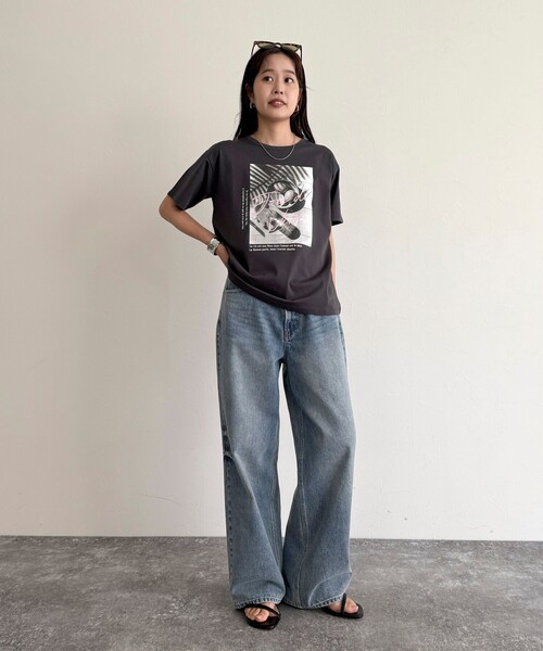 fredy emue（フレディエミュ）の「LemonPhotoシルケット半袖Tシャツ（Tシャツ/カットソー・レディース・オフホワイト/チャコールグレー/キャメル・38）」の15枚目の写真