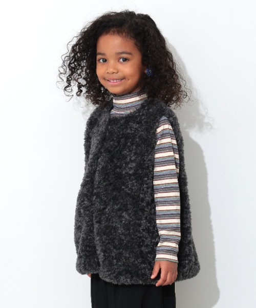 Ocean&Ground(オーシャン&グラウンド)の「ファーベスト(ベスト・キッズ・チャコール/アイボリー・140/120/110/100/90/130)」の1枚目の写真