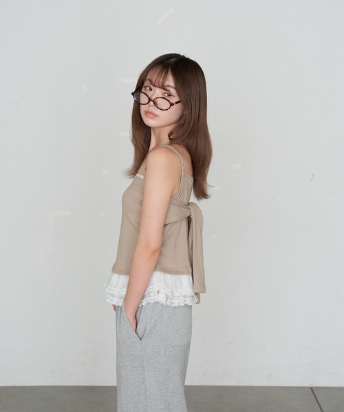 RAY CASSIN(レイカズン)の「レイヤードデザインキャミ(キャミソール・レディース・グレー/ベージュ/ネイビー・FREE)」の19枚目の写真