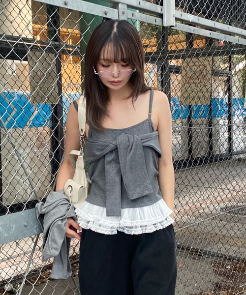 RAY CASSIN(レイカズン)の「レイヤードデザインキャミ(キャミソール・レディース・グレー/ベージュ/ネイビー・FREE)」の4枚目の写真