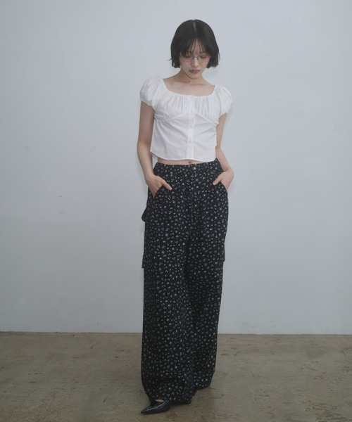 floral cargo pants / 小花柄ワイドカーゴパンツ（カーゴパンツ