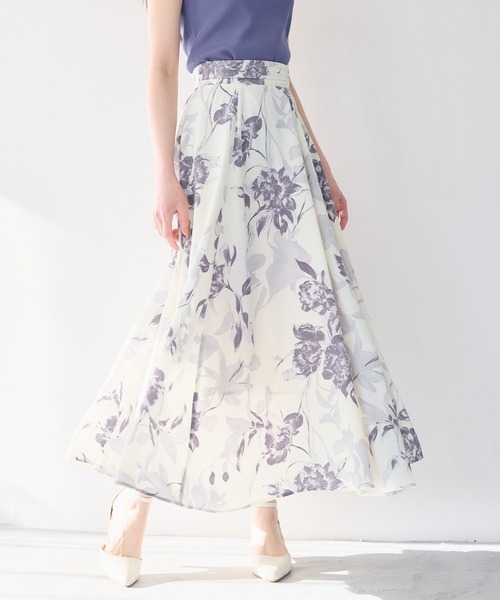 Andemiu(アンデミュウ)の「【25ー26ss新作/WEB限定】アソートフレアスカート25NEW597950(スカート・レディース・ブラック系その他/レッド系8/ネイビー/ブルー系その他6/ライトベージュ/ダークブラウン系9/ホワイト系その他6/ベージュ系その他2/グレー/ネイビー系8/ホワイト系4/ピンク系2/ホワイト系7/ブルー系その他5/ブルー系その他4/ブラック系9/ブルー系その他7・フリー/FREE)」の4枚目の写真