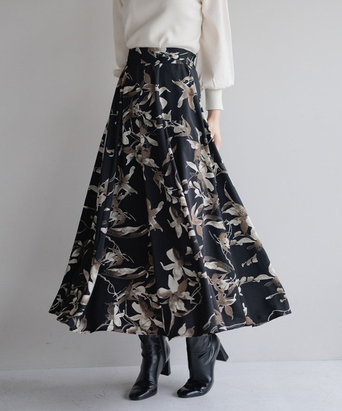 Andemiu(アンデミュウ)の「【25ー26ss新作/WEB限定】アソートフレアスカート25NEW597950(スカート・レディース・ブラック系その他/レッド系8/ネイビー/ブルー系その他6/ライトベージュ/ダークブラウン系9/ホワイト系その他6/ベージュ系その他2/グレー/ネイビー系8/ホワイト系4/ピンク系2/ホワイト系7/ブルー系その他5/ブルー系その他4/ブラック系9/ブルー系その他7・フリー/FREE)」の5枚目の写真