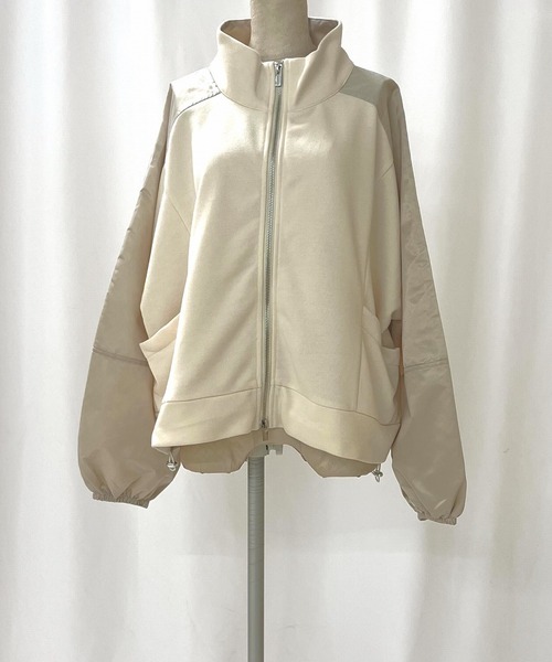 Q（キュー）の「サテンドッキングドロストブルゾン（ブルゾン・レディース・ブラック/アイボリー・MEDIUM）」の10枚目の写真