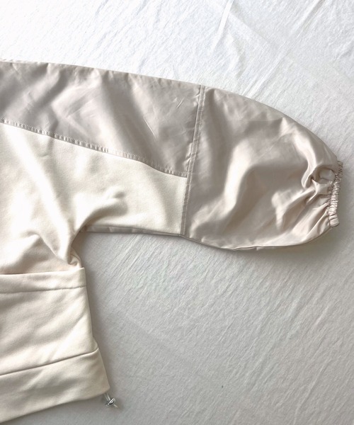 Q（キュー）の「サテンドッキングドロストブルゾン（ブルゾン・レディース・ブラック/アイボリー・MEDIUM）」の16枚目の写真