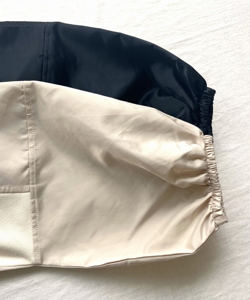 Q（キュー）の「サテンドッキングドロストブルゾン（ブルゾン・レディース・ブラック/アイボリー・MEDIUM）」の12枚目の写真