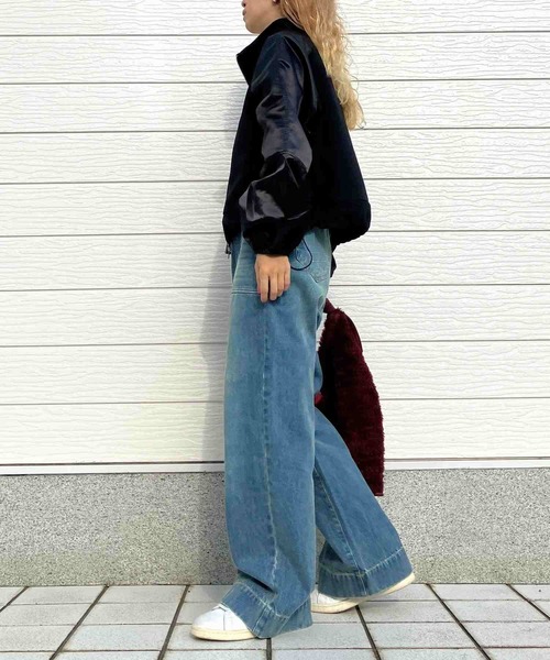 Q（キュー）の「サテンドッキングドロストブルゾン（ブルゾン・レディース・ブラック/アイボリー・MEDIUM）」の19枚目の写真