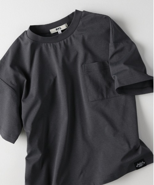 MPS（エムピーエス）の「【お手入れ＆着心地ラクラク】【MPS】ストレッチ天竺ビッグTシャツ/セットアップ対応（イージーケア・吸水速乾・UVカット）（Tシャツ/カットソー・キッズ・グリーン/オフホワイト/グレー/ブラック・130/140/150/160）」の4枚目の写真