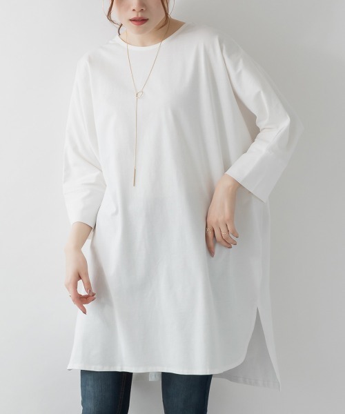 RCD(アールシーディー)の「ラウンドネックロングTシャツ(Tシャツ/カットソー・レディース・グレイッシュベージュ/ブラック/オフホワイト・LL~3L/M-L)」の8枚目の写真