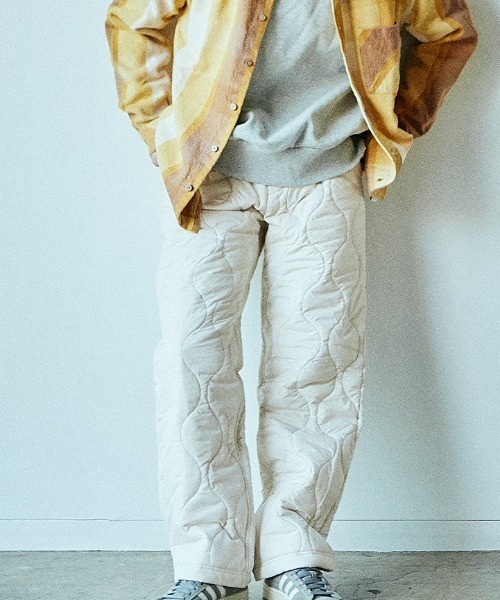 RVCA(ルーカ)の「【RVCA/ルーカ】23AW Quiltted pants/ナイロンキルティングパンツ(その他パンツ・レディース・ブラック/ホワイト・MEDIUM/SMALL)」の2枚目の写真