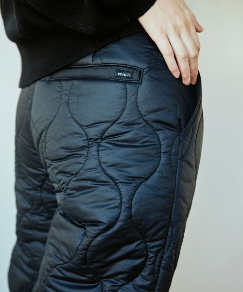 RVCA(ルーカ)の「【RVCA/ルーカ】23AW Quiltted pants/ナイロンキルティングパンツ(その他パンツ・レディース・ブラック/ホワイト・MEDIUM/SMALL)」の9枚目の写真