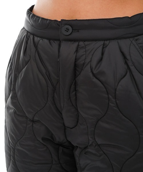 RVCA(ルーカ)の「【RVCA/ルーカ】23AW Quiltted pants/ナイロンキルティングパンツ(その他パンツ・レディース・ブラック/ホワイト・MEDIUM/SMALL)」の18枚目の写真