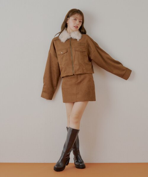 Chico（チコ）の「【WEB限定】ファー取り外し胸ロゴショート丈ブルゾン（ブルゾン・レディース・ブラウン/キャメル/ブルー・MEDIUM/SMALL）」の12枚目の写真