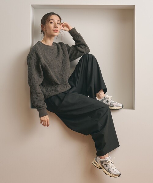 BEAUTY&YOUTH UNITED ARROWS(ビューティーアンドユースユナイテッドアローズ)の「ボタニカルジャガード プルオーバー(Tシャツ/カットソー・レディース・ブラック/ダークグレー/オフホワイト/ライム・FREE)」の7枚目の写真